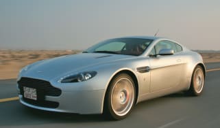 Aston Martin V8 Sportshift