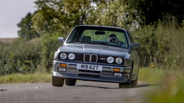 BMW M triple – front action M3