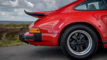 911 Turbos feature – 930 rear wheels