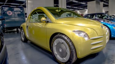Renault Fiftie Concept