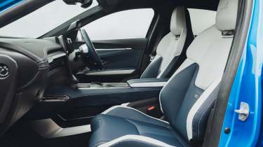 Alpine A390 seats