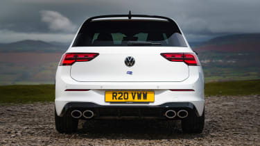 Volkswagen Golf R 20 Years – white pipes
