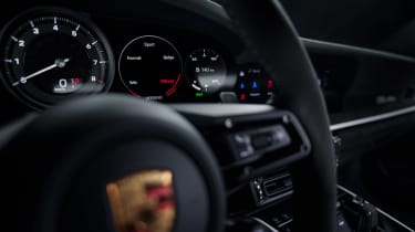 Porsche 911 Dakar Roth – steering wheel