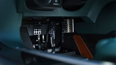 Aston Martin Victor – pedal box
