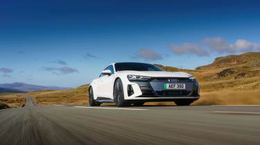 Audi e-tron GT quattro – front tracking