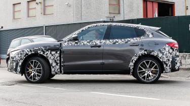Maserati Levante spied - side