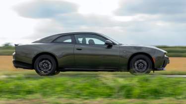 Dodge Charger Sixpack