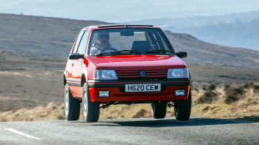 Peugeot 205 GTI front