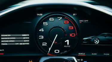 Ferrari Amalfi – dials