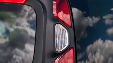 Fiat Panda Cross - Rear light