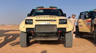 Defender Dakar D7X R