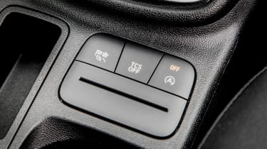 Ford Fiesta Active – off-road controls