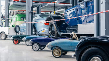 Jaguar Land Rover Classic Workshop - XK