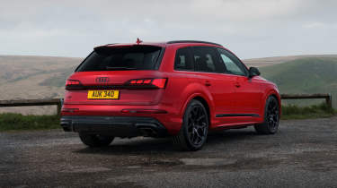 Audi Q7 rear