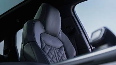 Audi Q7 seat