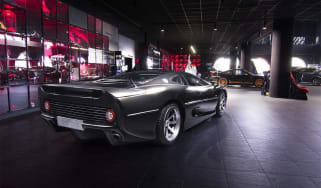 Jaguar XJ220 tuned by Overdrive AD