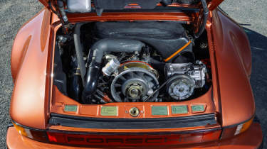 Porsche 911 Turbo (930)