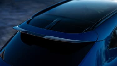 Aston Martin DBX707 – wing