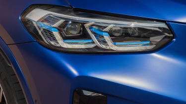 BMW X3M Competition 2022 – lights