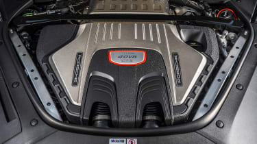 Porsche Panamera Turbo S e-hybrid – engine