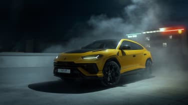 Lamborghini Urus Performante – yellow dark front quarter