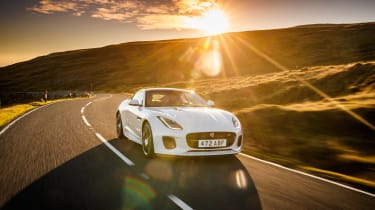 Jaguar F-Type Chequered Flag edition - nose