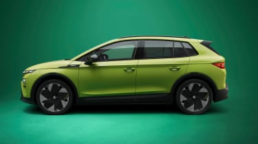 Skoda Elroq vRS side