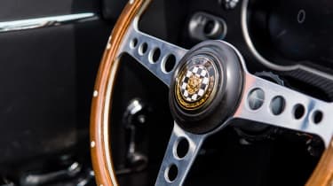 Jaguar e-type Zero drive - wheel