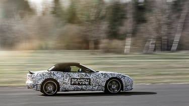 New York show: Jaguar F-type confirmed