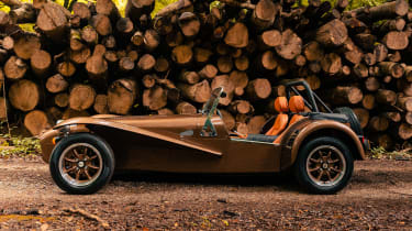 Caterham Super Seven 600 and 2000 – side