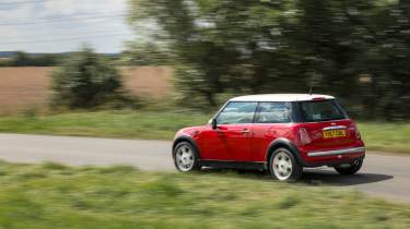Mini Cooper (R50) – rear