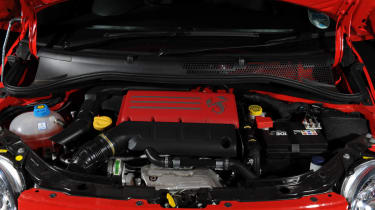 Abarth 695 Tributo Ferrari engine