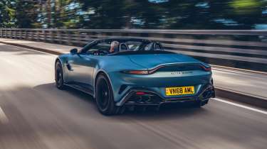 Aston Martin Vantage Roadster – rear