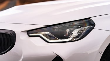 BMW 220i – headlight