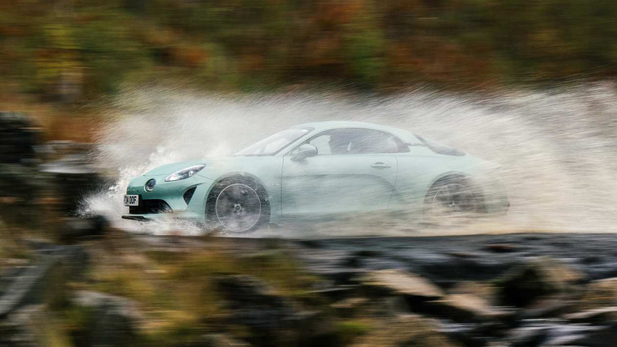 Alpine_A110_evo_2025_04_sruwup.jpg