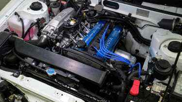 Toyota AE68 H2 Concept – engine