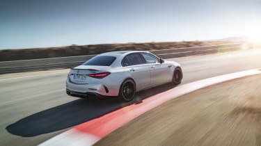 Mercedes-AMG C63 S E Performance – rear tracking