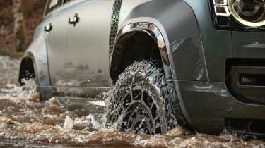 Land Rover Defender Octa wading