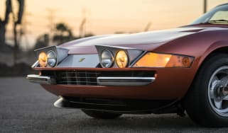 Ferrari Daytona Bill Harrah - headlights