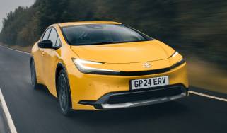 Toyota Prius – front