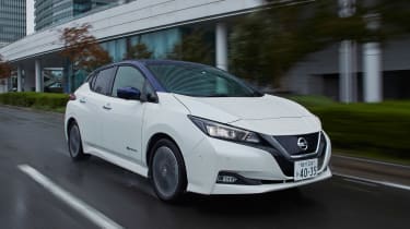 Nissan Leaf drive Japan - front
