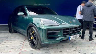 New Porsche Cayenne FoS
