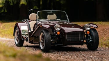 Caterham Super Seven 600 and 2000 – front
