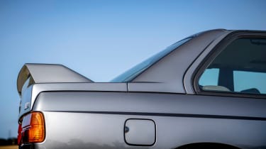 BMW M triple – E30 pillar