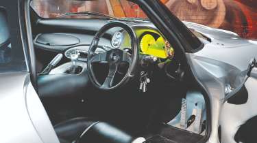 TVR Sagaris – interior