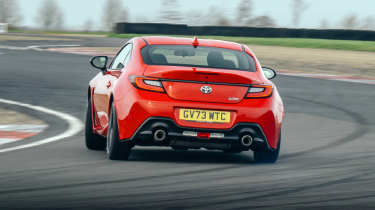 Toyota GR86 rear track