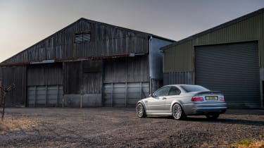 BMW M triple – CSL rear static