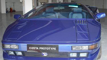 Cizeta V16