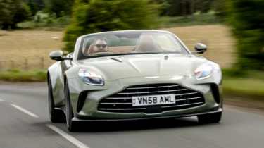 Aston Martin Vantage Roadster front