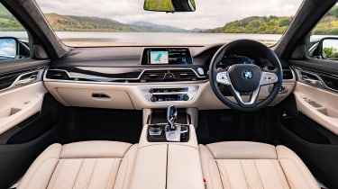 BMW 7-series review - dash